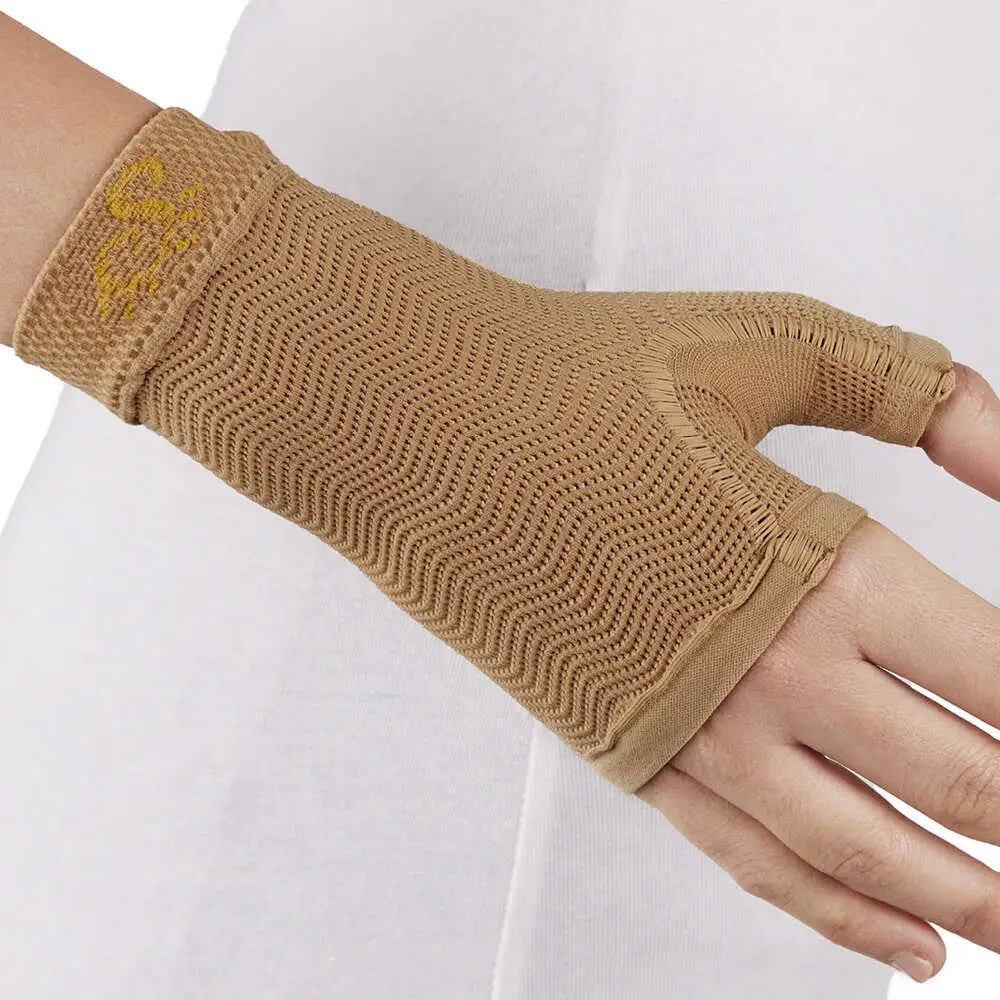 Solidea Micromassage Gauntlet Camel