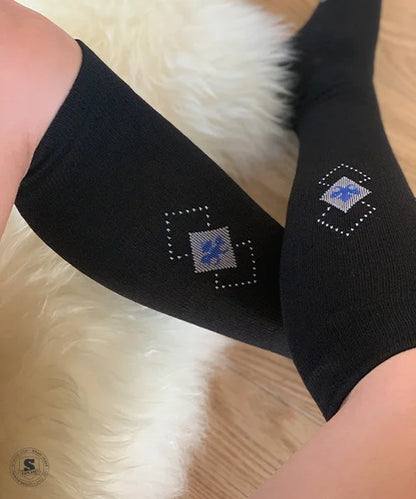 Sorte støttestrømper med rude