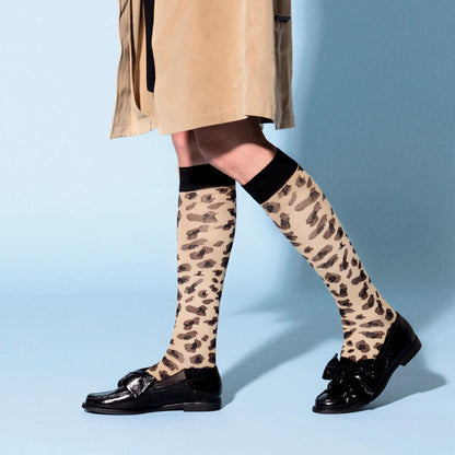 Leopardmønstrede støttestrømper