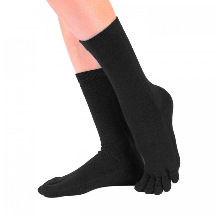 TOETOE Essential halvlange Tåsokker, sort
