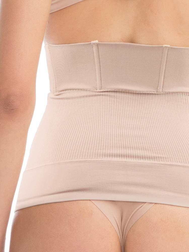 Formende lændebælte med rygstøtte