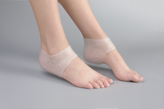 Hælbeskytter i blød silikone med små ventilationshuller