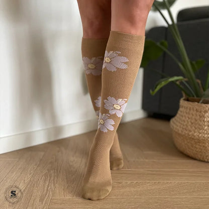 Supcare Støttestrømper i bomuld med blomster Klass 1 beige