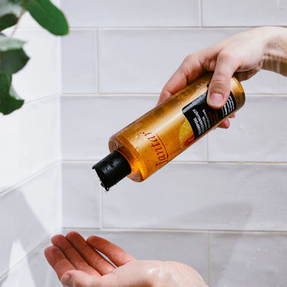 Shampoo til skadet hår - regenererende og styrkende