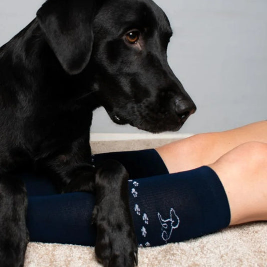 Mørkeblå støttestrømper med hundemønster