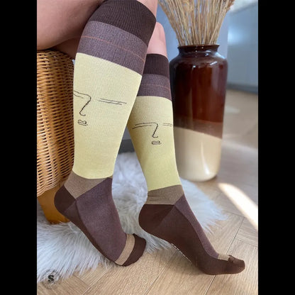 SupCare støttestrømper i bambus, gul og naturlig med ansigt